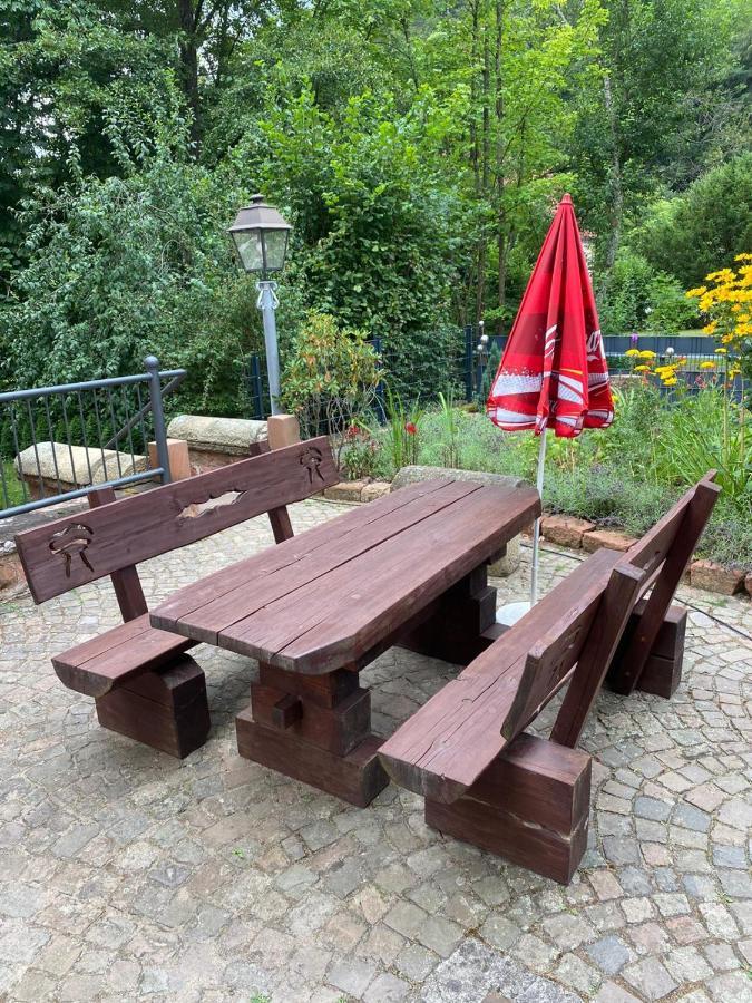 Pension - Gaestehaus Zum Pfaelzerwald 힌터바이덴탈 외부 사진