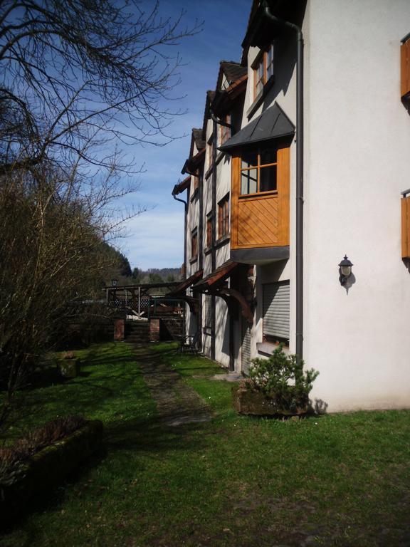 Pension - Gaestehaus Zum Pfaelzerwald 힌터바이덴탈 외부 사진