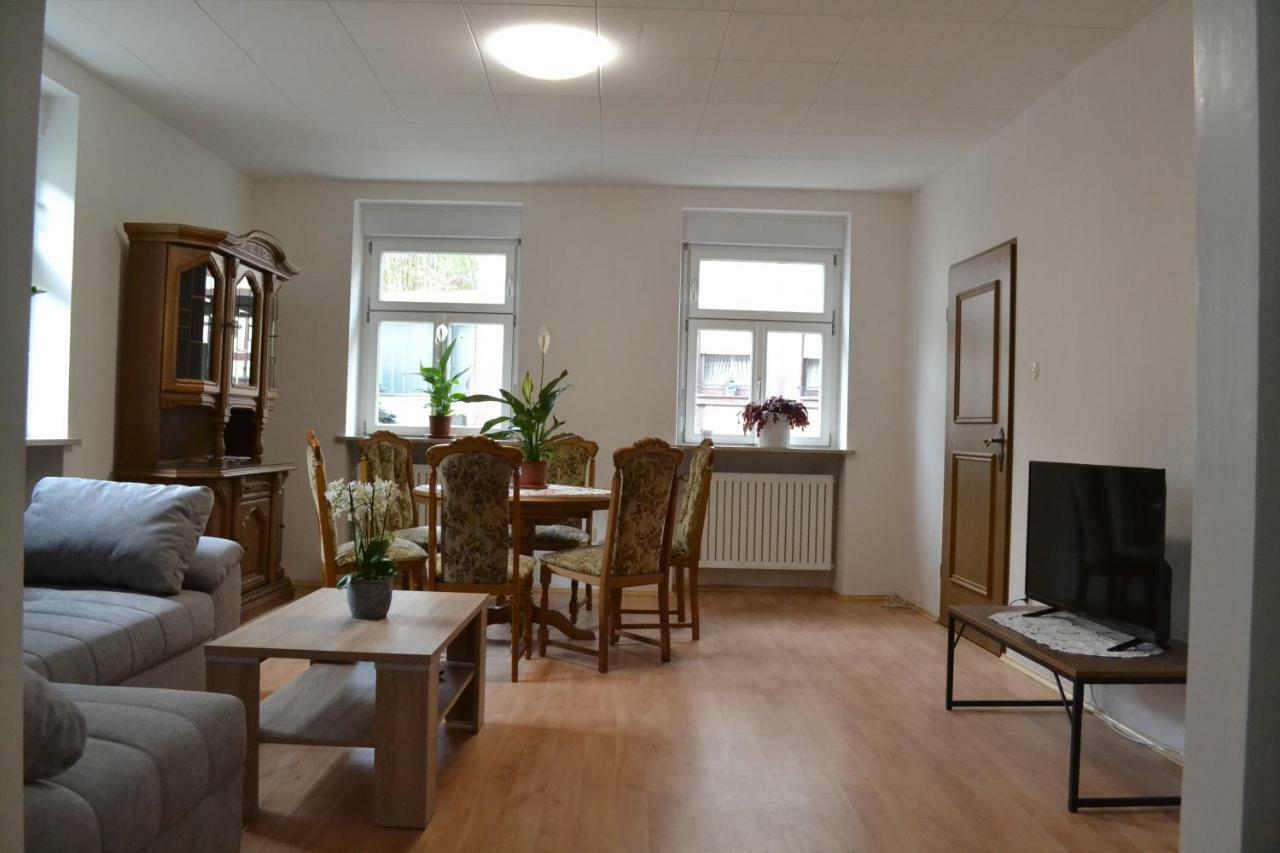 Pension - Gaestehaus Zum Pfaelzerwald 힌터바이덴탈 외부 사진