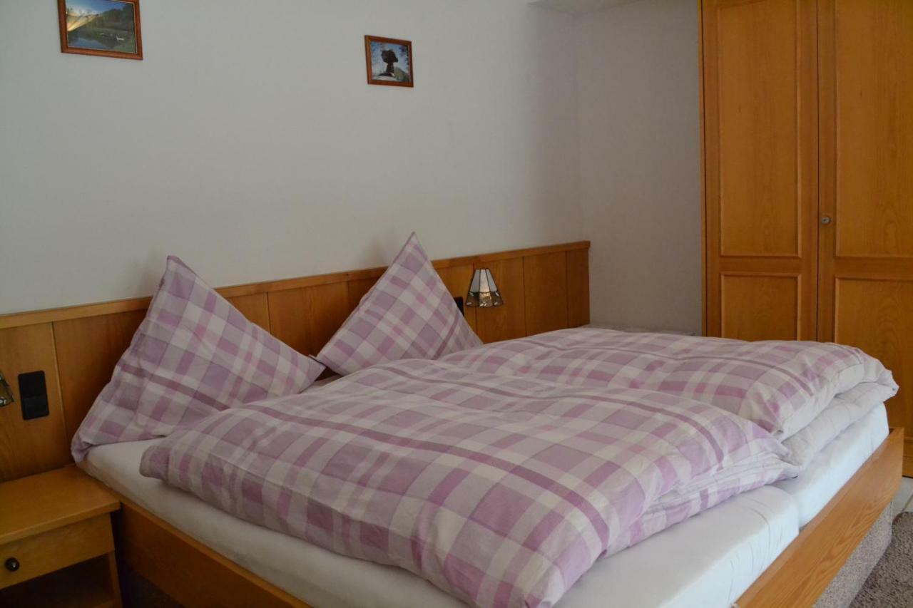 Pension - Gaestehaus Zum Pfaelzerwald 힌터바이덴탈 외부 사진